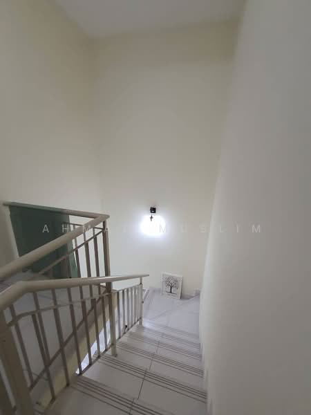 Rumah Teres 2 Tingkat untuk Dijual di Semenyih (Selangor) - Ahmad Muslim - PropertyGuru.com.my
