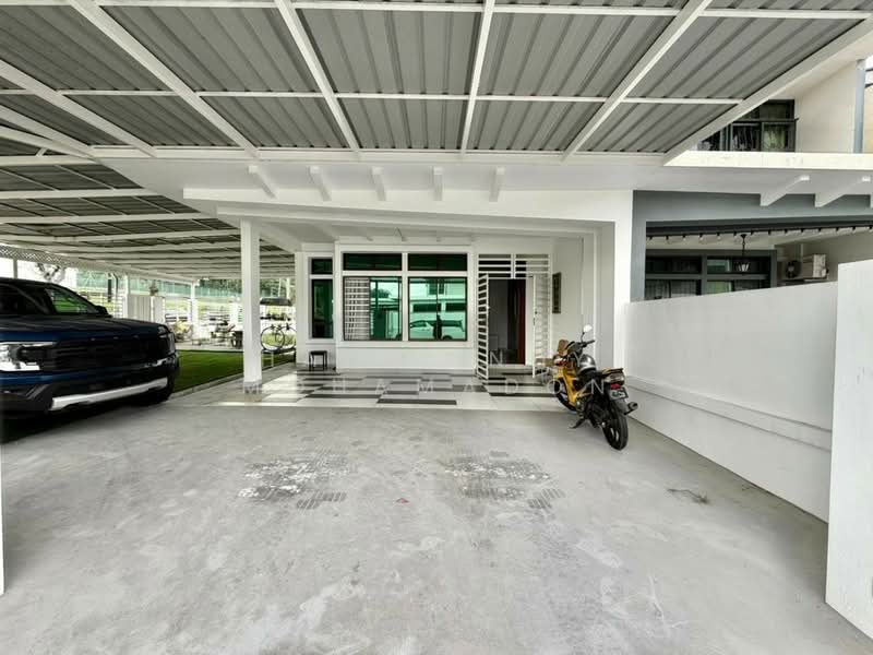 Rumah Teres 2 Tingkat untuk Dijual di Taman Bukit Dahlia (Pasir Gudang) - Haji Andy Mohamadon - Exterior - PropertyGuru.com.my