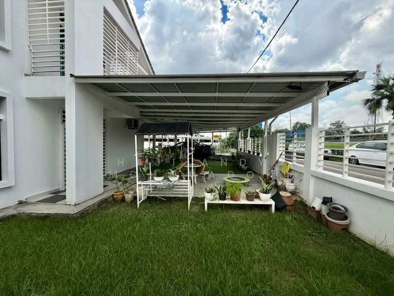 Rumah Teres 2 Tingkat untuk Dijual di Taman Bukit Dahlia (Pasir Gudang) - Haji Andy Mohamadon - Exterior - PropertyGuru.com.my