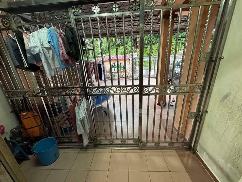 1-storey Terraced House for Sale in Taman Puteri Wangsa (Ulu Tiram) - Aaron How - Exterior - PropertyGuru.com.my