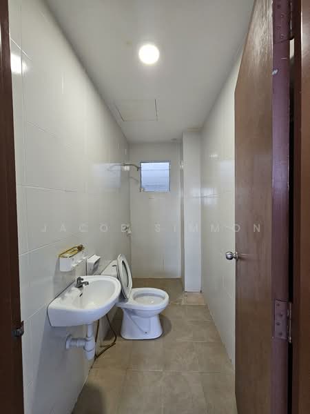 Apartment for Rent at Seri Warisan - Jacob Simmon - PropertyGuru.com.my