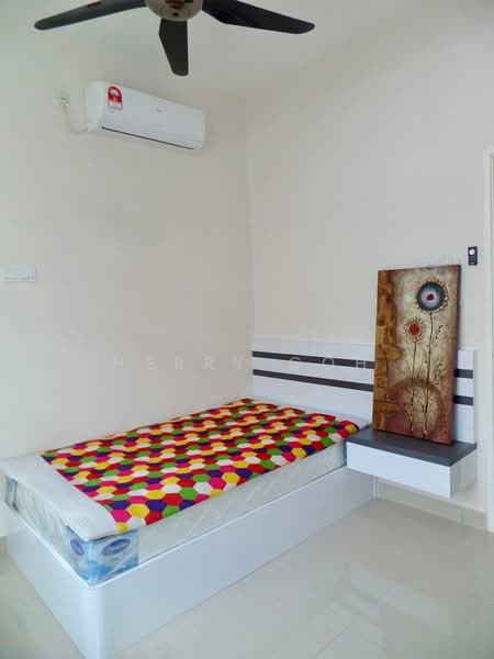 2-storey Terraced House for Sale in Bandar Putra (Kulai) - Herry Goh - Bedroom - PropertyGuru.com.my