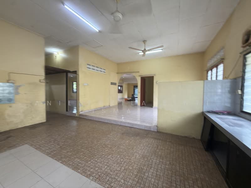 Rumah Banglo untuk Dijual di Kampung Tersusun Tasek (Ipoh) - Anil Fazila Binti Ismail - Interior - PropertyGuru.com.my