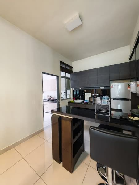 Cluster House for Sale in Setia Tropika (Johor Bahru) - Herry Goh - Kitchen - PropertyGuru.com.my