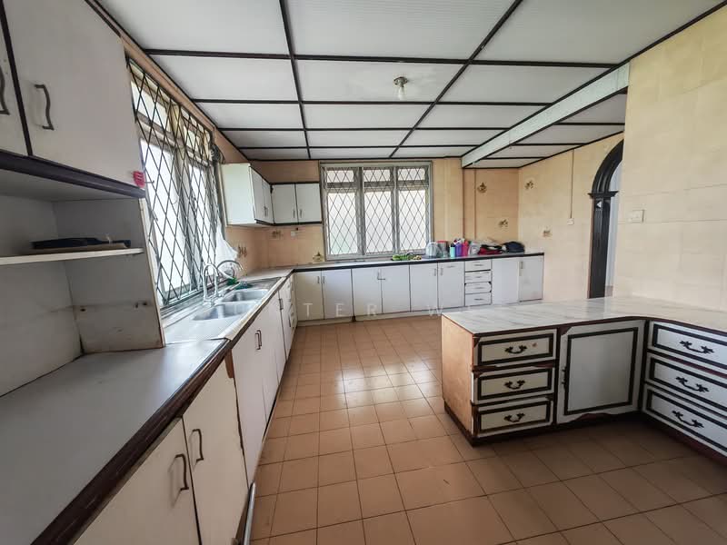 Bungalow for Sale in Kuching (Sarawak) - Hunter Wee - Kitchen - PropertyGuru.com.my