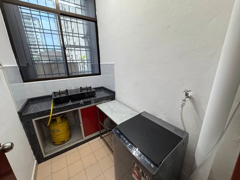 Pangsapuri untuk Disewa di Prima Regency - Aaron How - Kitchen - PropertyGuru.com.my