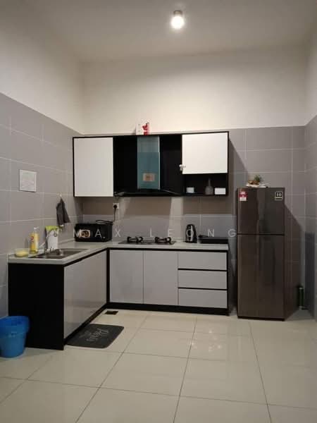 Rumah Berkembar untuk Dijual di Bandar Penawar (Kota Tinggi) - Max Leong - Kitchen - PropertyGuru.com.my