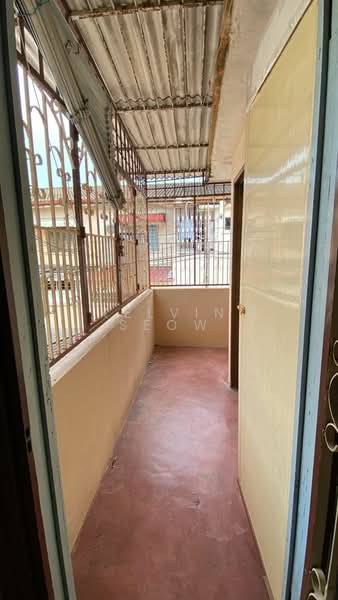 2-storey Terraced House for Rent in Tanjung Bungah (Penang) - Kelvin Seow - Balcony - PropertyGuru.com.my