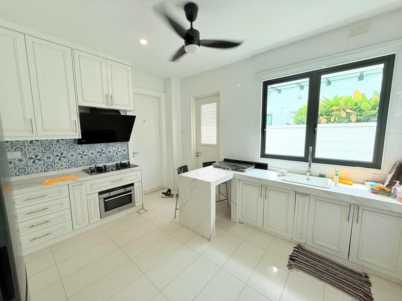 Rumah Berkembar untuk Dijual di Sejati Residences (Cyberjaya) - Noor Aini Bt Ayob - Kitchen - PropertyGuru.com.my