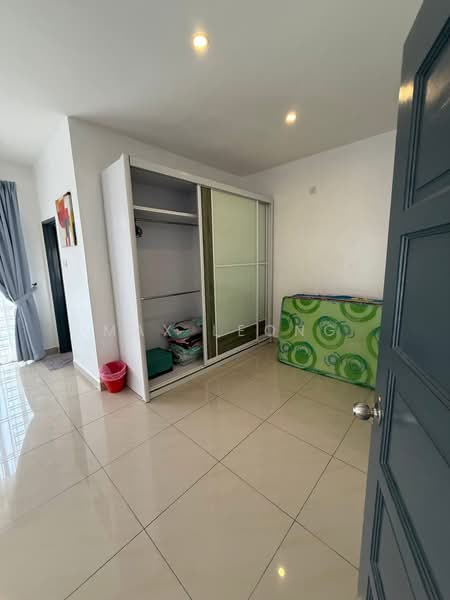 Rumah Berkembar untuk Dijual di Bandar Penawar (Kota Tinggi) - Max Leong - Bedroom - PropertyGuru.com.my