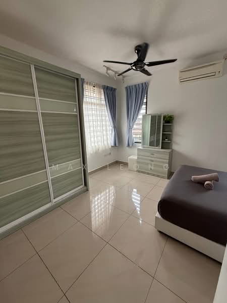Rumah Berkembar untuk Dijual di Bandar Penawar (Kota Tinggi) - Max Leong - Bedroom - PropertyGuru.com.my