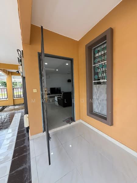 Rumah Berkembar untuk Dijual di Bandar Penawar (Kota Tinggi) - Max Leong - Living Room - PropertyGuru.com.my