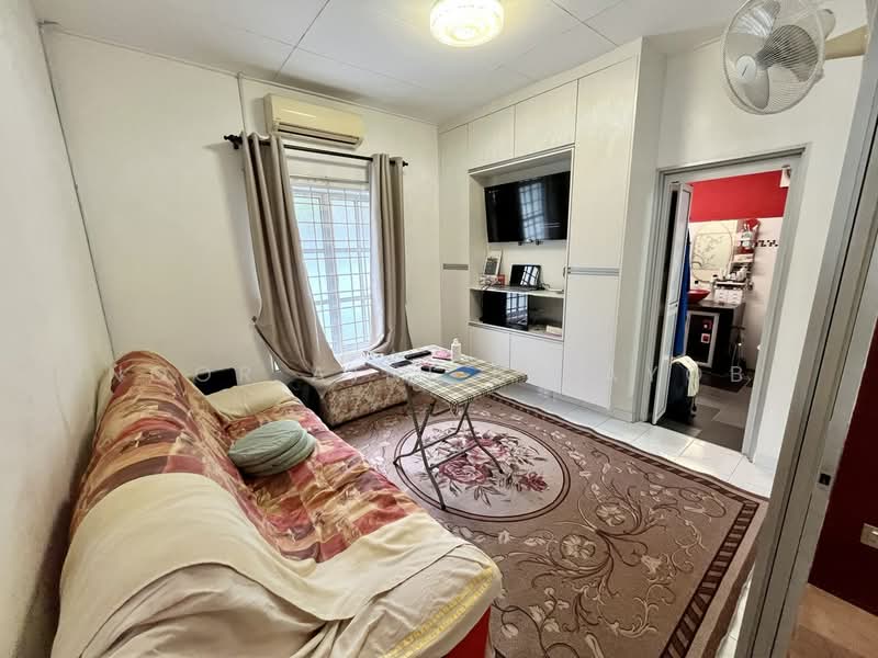 Rumah Teres 1 Tingkat untuk Dijual di Taman Kajang Utama (Kajang) - Noor Aini Bt Ayob - Living Room - PropertyGuru.com.my