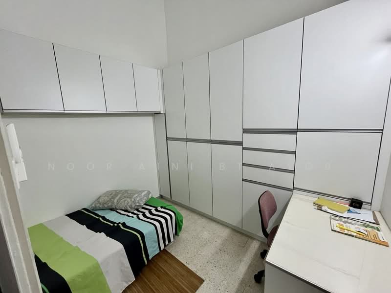 Rumah Teres 1 Tingkat untuk Dijual di Taman Kajang Utama (Kajang) - Noor Aini Bt Ayob - Bedroom - PropertyGuru.com.my