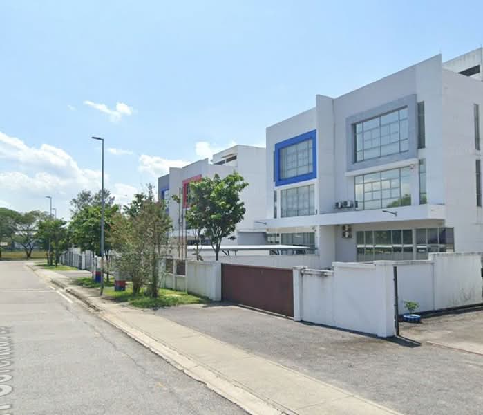 Kilang untuk Dijual di Seksyen 26 (Shah Alam) - Steve Tee - Exterior - PropertyGuru.com.my