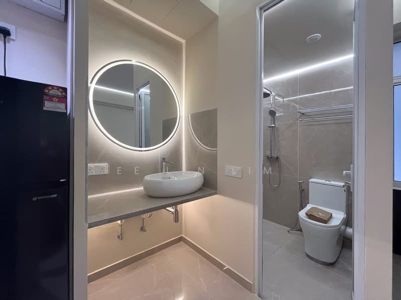 Pangsapuri untuk Dijual di Chulia Mansion - Ee Lin Lim - Bathroom - PropertyGuru.com.my