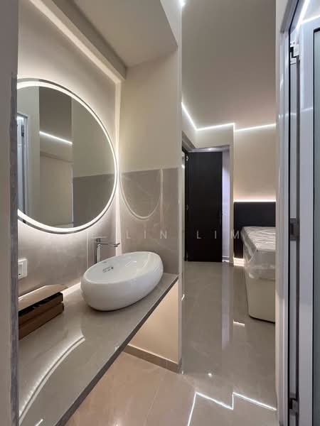 Pangsapuri untuk Dijual di Chulia Mansion - Ee Lin Lim - Bathroom - PropertyGuru.com.my