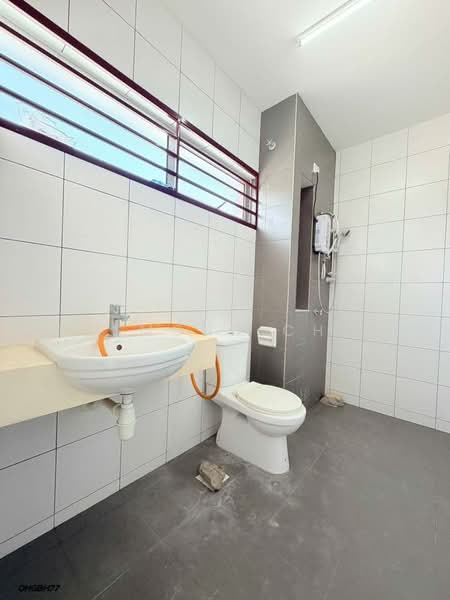 2-storey Terraced House for Sale in Bandar Botanic (Klang) - Desmond Chan - Bathroom - PropertyGuru.com.my