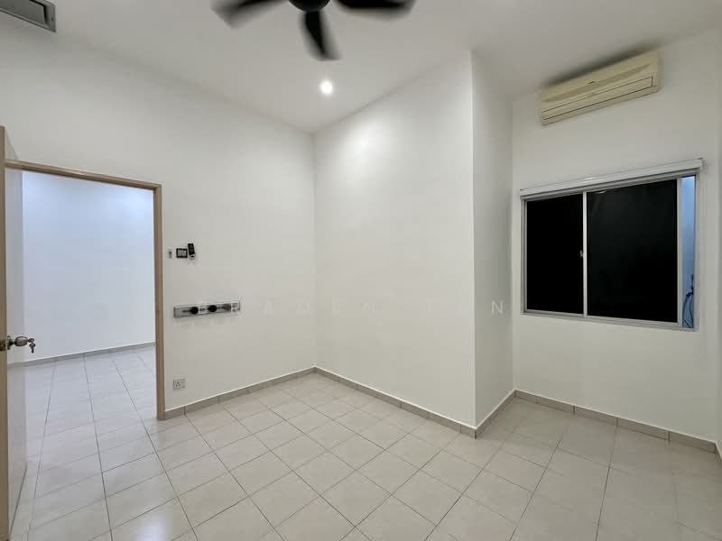 Rumah Teres 1 Tingkat untuk Disewa di Taman Mount Austin (Tebrau) - Braden Tan - Interior - PropertyGuru.com.my