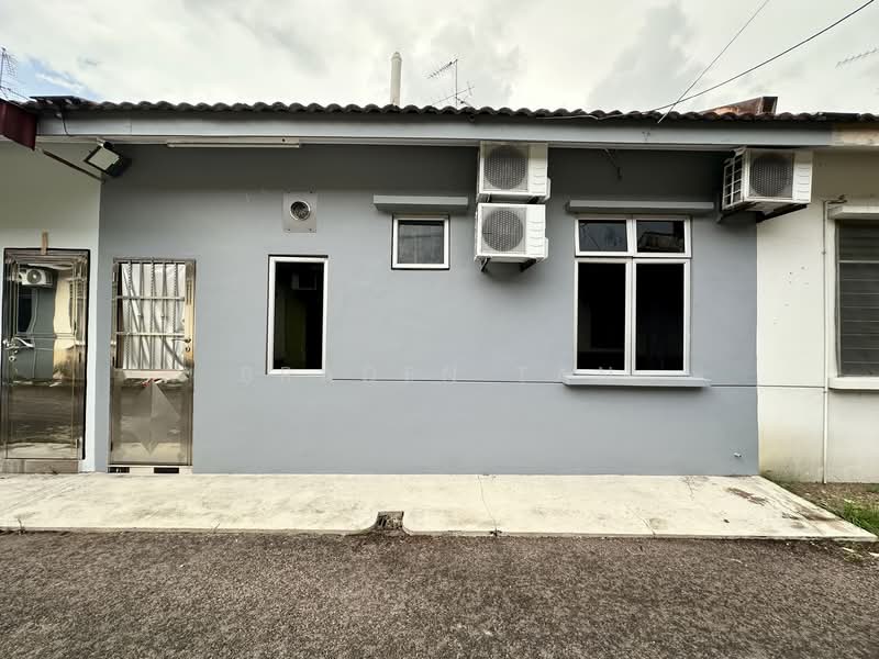 Rumah Teres 1 Tingkat untuk Disewa di Taman Mount Austin (Tebrau) - Braden Tan - Exterior - PropertyGuru.com.my