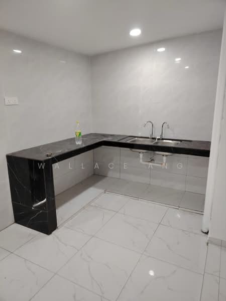 Rumah Teres 2 Tingkat untuk Dijual di Taman Sentosa (Pontian) - Wallace Ang - Kitchen - PropertyGuru.com.my