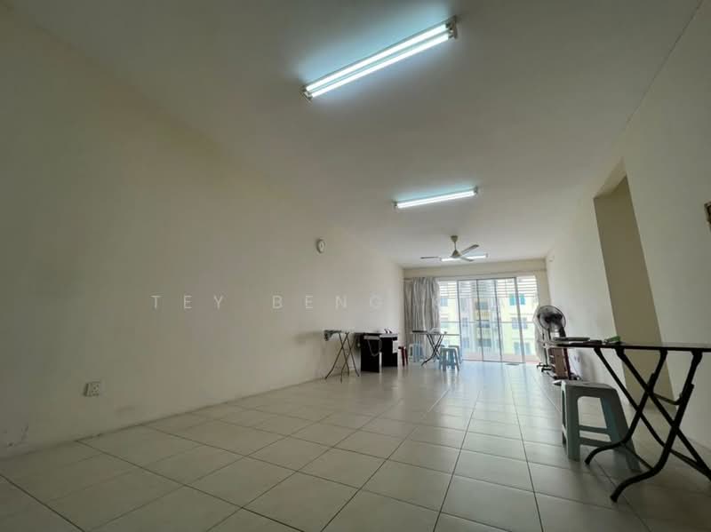 Condominium for Sale at Platinum Lake PV 13 - Tey Beng Keat - Living Room - PropertyGuru.com.my