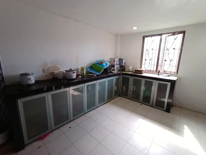 Bungalow for Sale in Kempas Baru (Johor Bahru) - Jeffrey Kiong - Kitchen - PropertyGuru.com.my