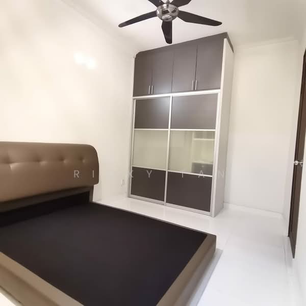 Rumah Teres untuk Disewa di Alam Damai (Cheras) - Ricky Tan - Bedroom - PropertyGuru.com.my