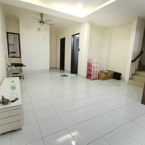 Rumah Teres untuk Disewa di Alam Damai (Cheras) - Ricky Tan - Living Room - PropertyGuru.com.my