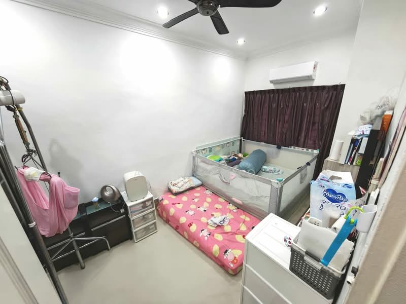 2-storey Terraced House for Sale in Ehsan Jaya (Johor Bahru) - Zack Chow - Bedroom - PropertyGuru.com.my