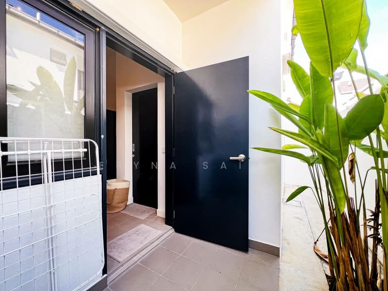 Rumah Teres untuk Disewa di Sepang (Selangor) - Eryna Sairy - Entrance - PropertyGuru.com.my
