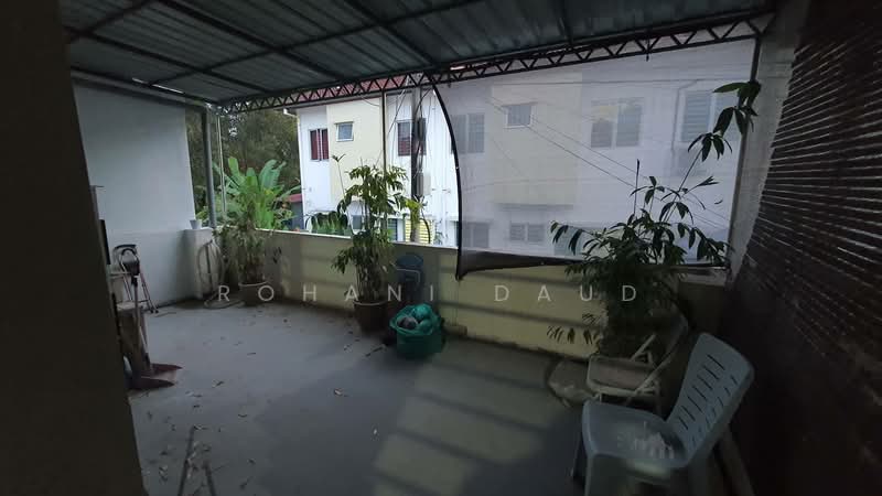 Rumah Teres 2 Tingkat untuk Dijual di Taman Pelangi Semenyih 2 (Semenyih) - Rohani Daud - Balcony - PropertyGuru.com.my