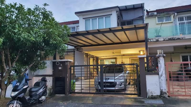 Rumah Teres 2 Tingkat untuk Dijual di Taman Pelangi Semenyih 2 (Semenyih) - Rohani Daud - Exterior - PropertyGuru.com.my
