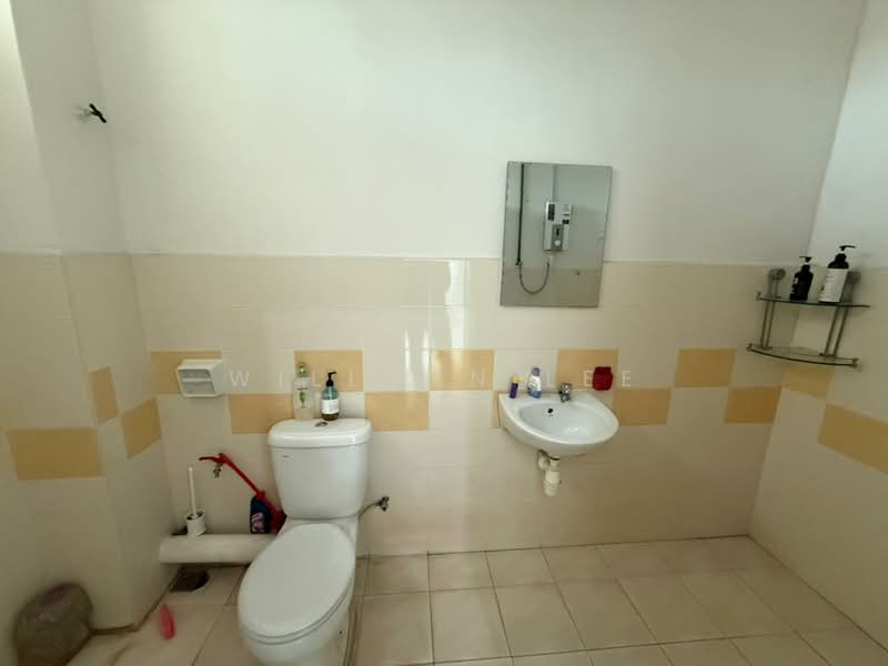 Rumah Banglo untuk Dijual di Taman Limbungan Indah (Butterworth) - Willson Lee - Bathroom - PropertyGuru.com.my