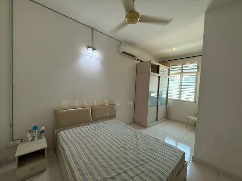 Rumah Banglo untuk Dijual di Taman Limbungan Indah (Butterworth) - Willson Lee - Bedroom - PropertyGuru.com.my