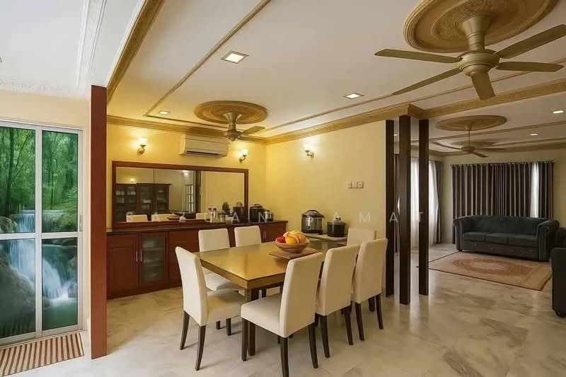Rumah Teres 2 Tingkat untuk Dijual di Taman Puchong Intan (Puchong) - Sazuan Samat - Dining Room - PropertyGuru.com.my