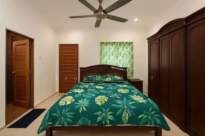 Rumah Teres 2 Tingkat untuk Dijual di Taman Puchong Intan (Puchong) - Sazuan Samat - Bedroom - PropertyGuru.com.my