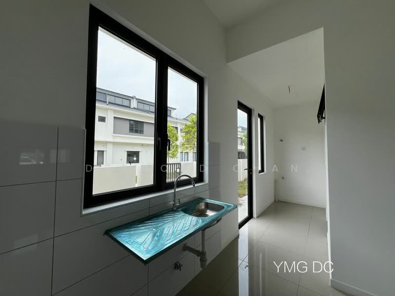 Rumah Berkembar untuk Dijual di Bandar Tropicana Aman (Telok Panglima Garang) - Desmond Chan - Interior - PropertyGuru.com.my