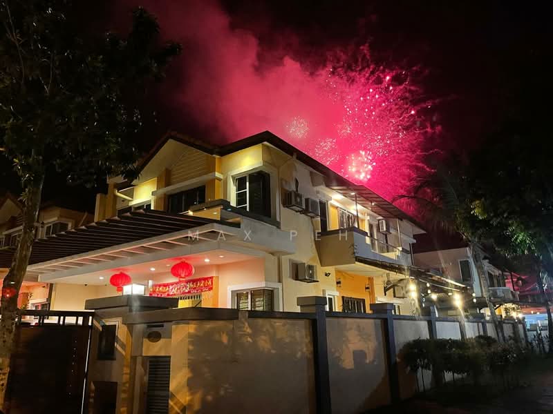 Rumah Berkembar untuk Dijual di Batu Caves (Selangor) - Max Peh - Exterior - PropertyGuru.com.my