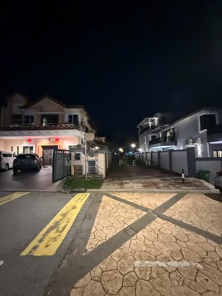 Rumah Berkembar untuk Dijual di Batu Caves (Selangor) - Max Peh - Exterior - PropertyGuru.com.my