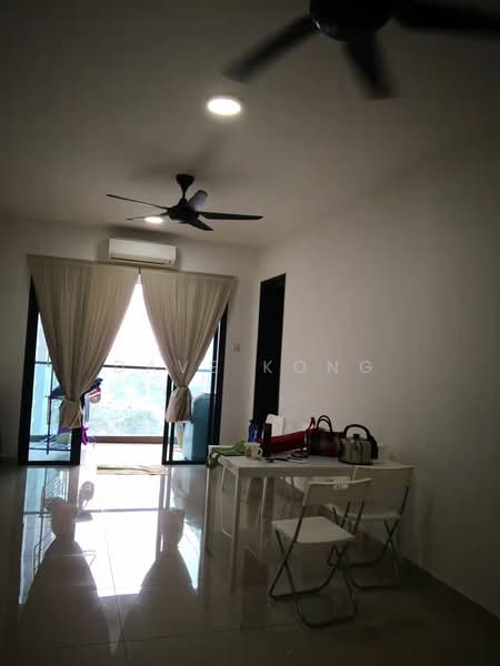 Servis Apartment untuk Disewa di Symphony Tower (Menara Simfoni) - Dave Kong - Living Room - PropertyGuru.com.my
