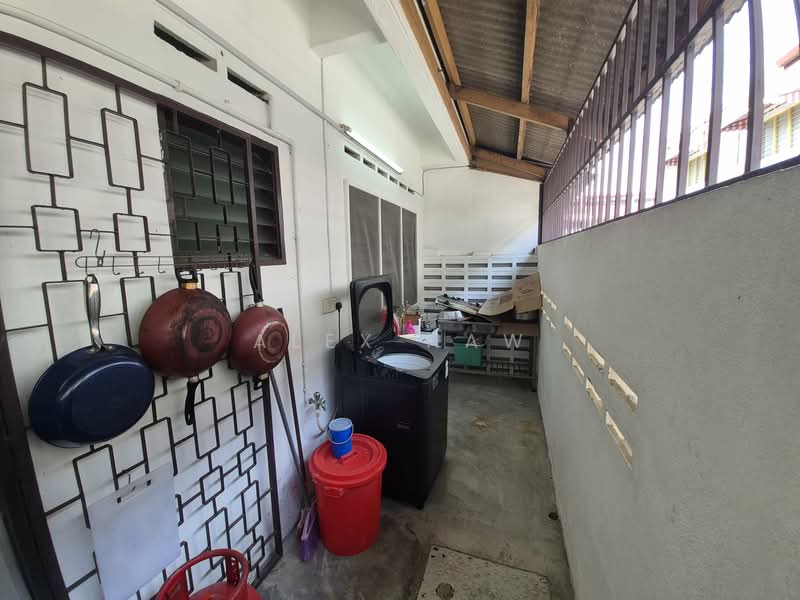 2-storey Terraced House for Sale in SS2 (Petaling Jaya) - Alex Haw - Kitchen - PropertyGuru.com.my