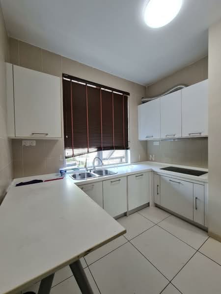 Townhouse for Sale in Taman Sutera Utama (Skudai) - Lee Chin Wong - Kitchen - PropertyGuru.com.my