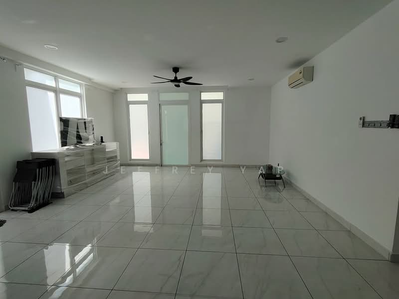 Condominium for Rent at Seri Puteri Hills Town Villa & Condominium - Jeffrey Yap - Living Room - PropertyGuru.com.my