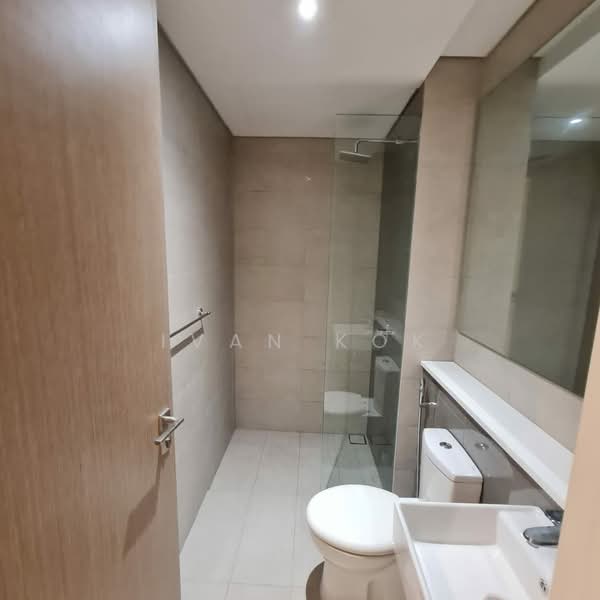 Service Residence for Sale at Cantara Residences - Ivan Kok - Bathroom - PropertyGuru.com.my