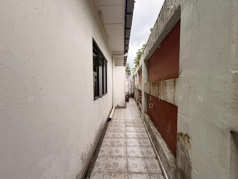 Semi-Detached House for Sale in Kajang (Selangor) - Mohd Shahidin Bin Mohamad - Exterior - PropertyGuru.com.my