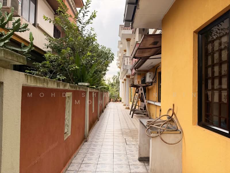 Semi-Detached House for Sale in Kajang (Selangor) - Mohd Shahidin Bin Mohamad - Exterior - PropertyGuru.com.my