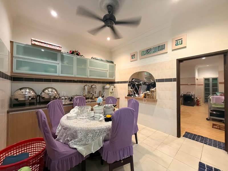 Semi-Detached House for Sale in Kajang (Selangor) - Mohd Shahidin Bin Mohamad - Dining Room - PropertyGuru.com.my