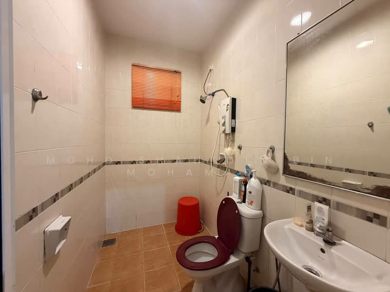 Semi-Detached House for Sale in Kajang (Selangor) - Mohd Shahidin Bin Mohamad - Bathroom - PropertyGuru.com.my
