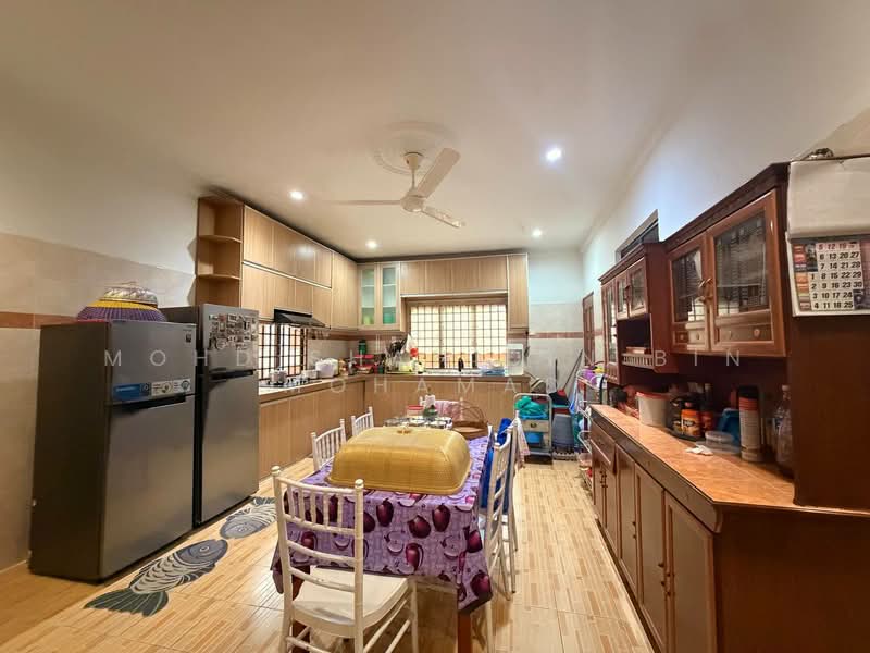 Semi-Detached House for Sale in Kajang (Selangor) - Mohd Shahidin Bin Mohamad - Kitchen - PropertyGuru.com.my